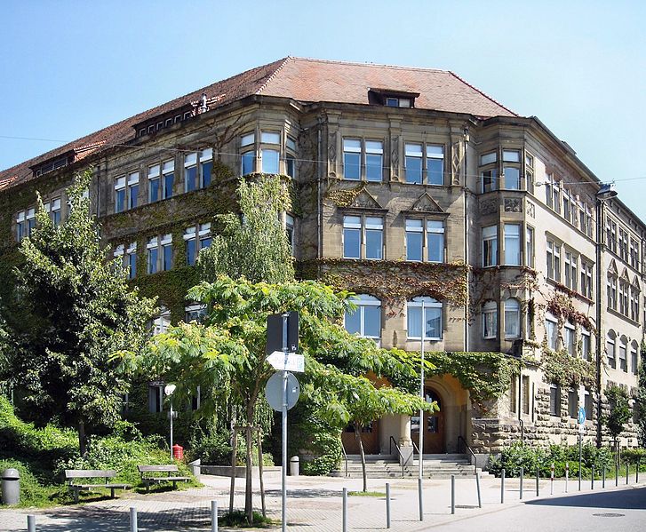 File:Pforzheim Osterfeldschule 20090810.jpg