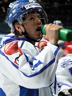 Esa Pirnes Finnish ice hockey player