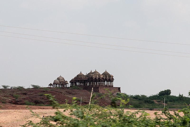 File:Pokhran-1-Cenotaphs-20131009.jpg