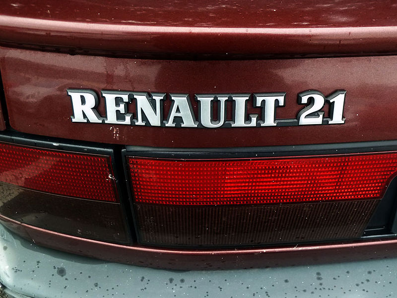 File:Renault 21 (6034298645).jpg