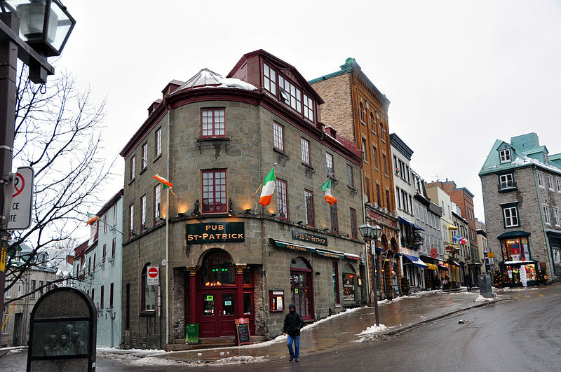 File:Rue couillard quebec city winter 2010.JPG