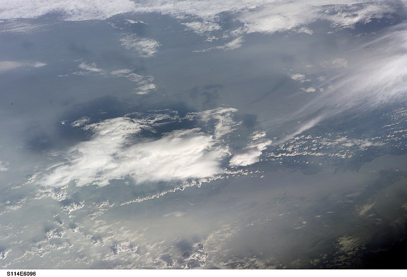 File:STS114-E-6096 - View of Earth.jpg