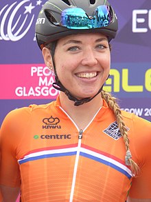 Sabrina Stultiens - 2018 Yo'l velosporti bo'yicha UEC Evropa chempionati (ayollar o'rtasidagi poyga) .jpg