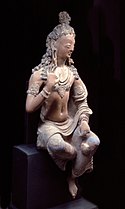 Bodhisattvaa esittävä patsas Fondukistanista.