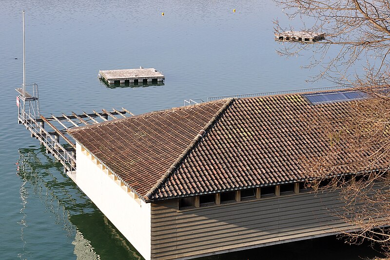 File:Seebadi - Rapperswil Lindenhof 2011-03-22 16-27-44.jpg