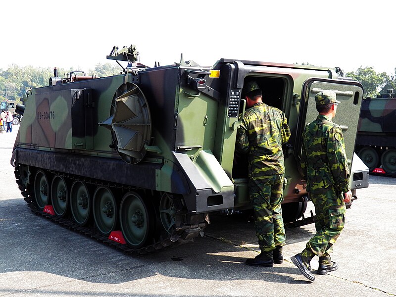 File:Soldiers Check Cabin of CM-22A1 20120211.jpg