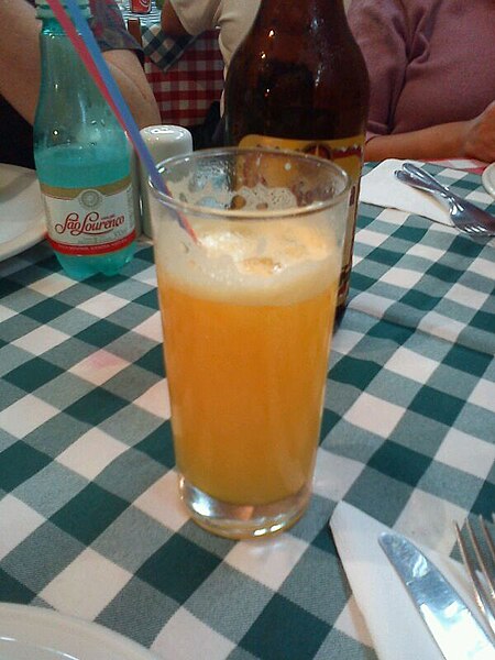 File:Suco de Laranja @ Castelões (6887525956).jpg