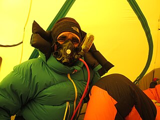 <span class="mw-page-title-main">Expedition climbing</span> Style of mountaineering