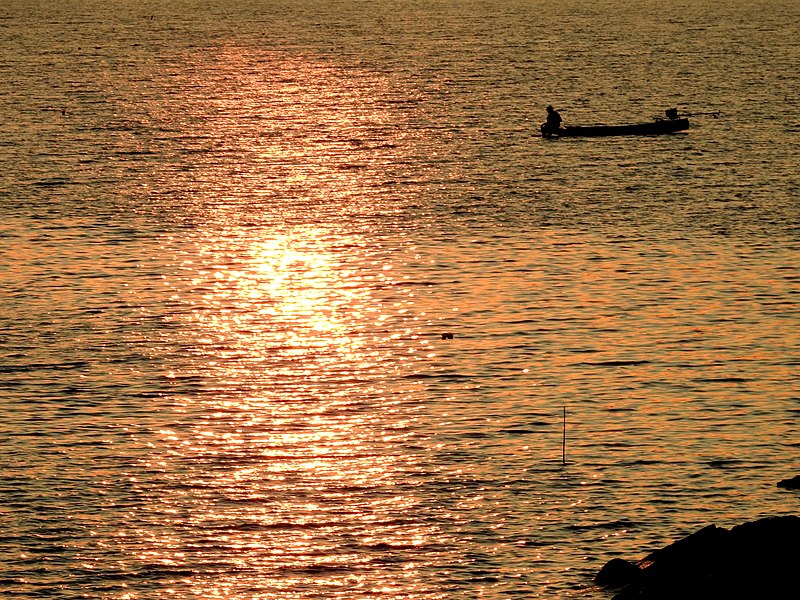 File:Sunset on Reservoir Lake.jpg