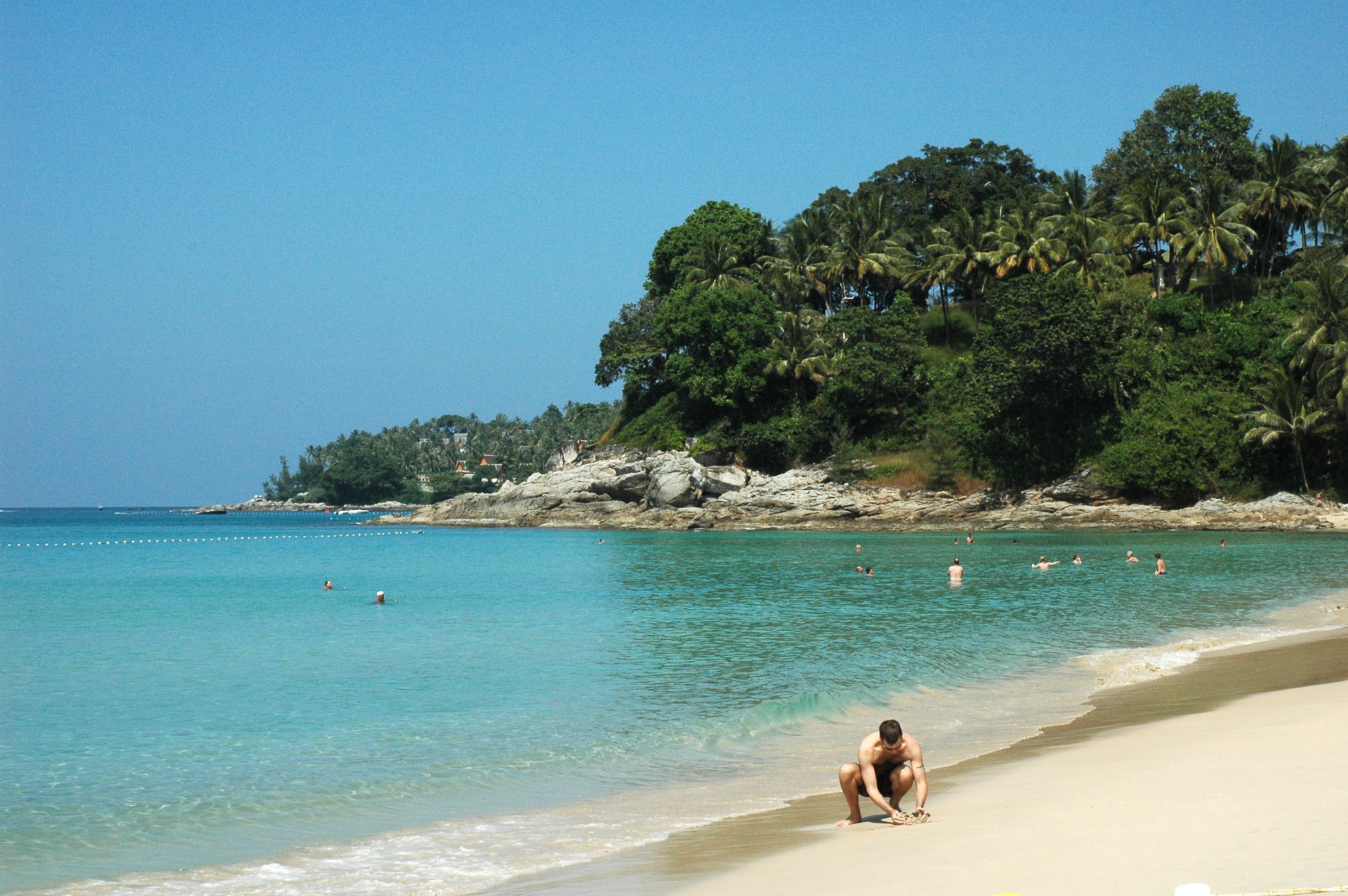 Surin beach phuket. Сурин Камала. Сурин Бич Пхукет. Пляж Сурин Таиланд. Surin пляж Пхукет.