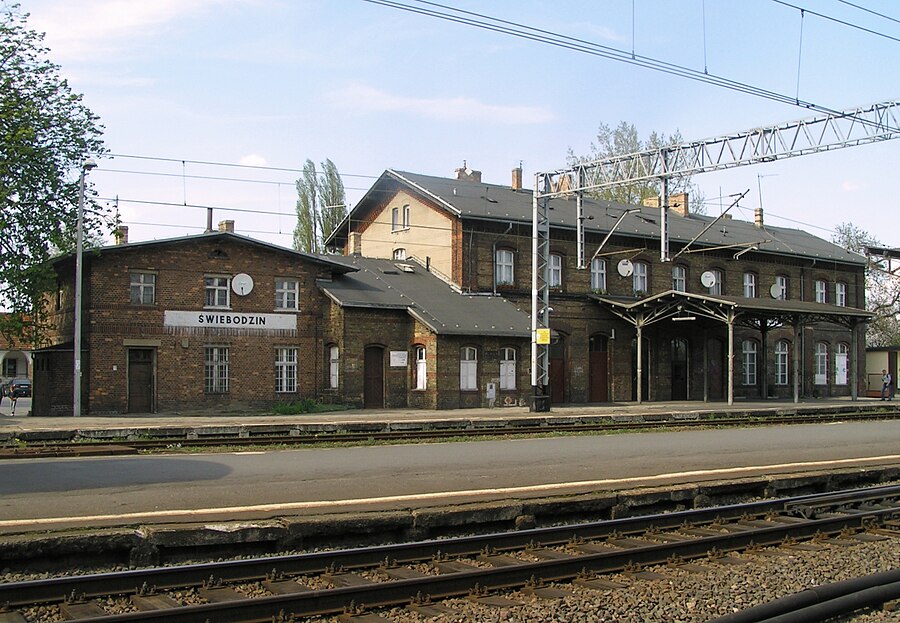 Świebodzin railway station