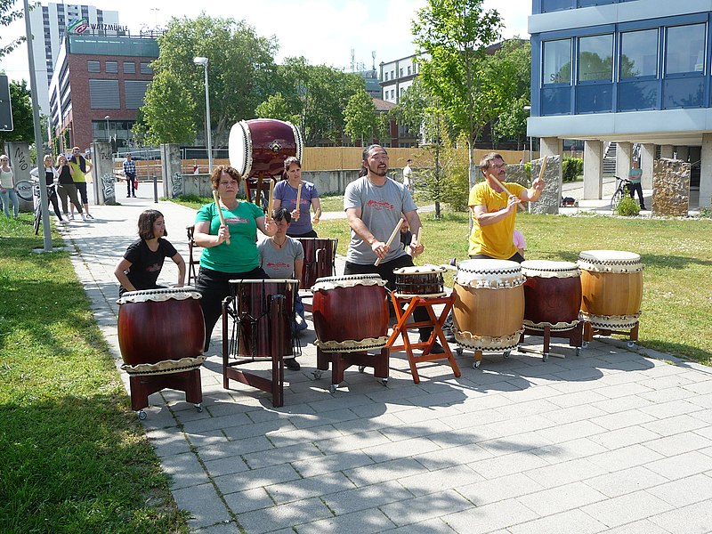 File:Taiko-Heidelberg 06.jpg