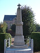 Le monument aux morts.