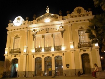 How to get to Teatro Alberto Maranhão with public transit - About the place