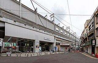 <span class="mw-page-title-main">Gakugei-daigaku Station</span> Railway station in Tokyo, Japan