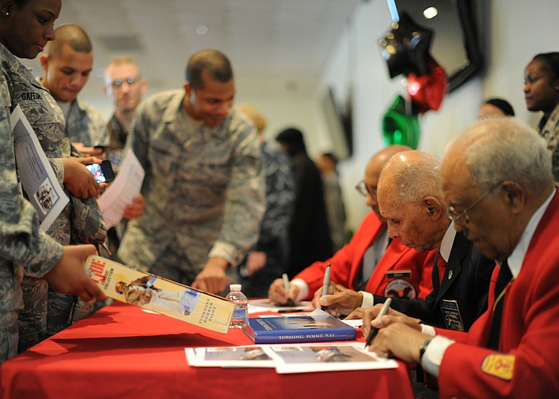 File:Tuskegee Airmen kick off Black History Month 130201-F-OE121-708.jpg