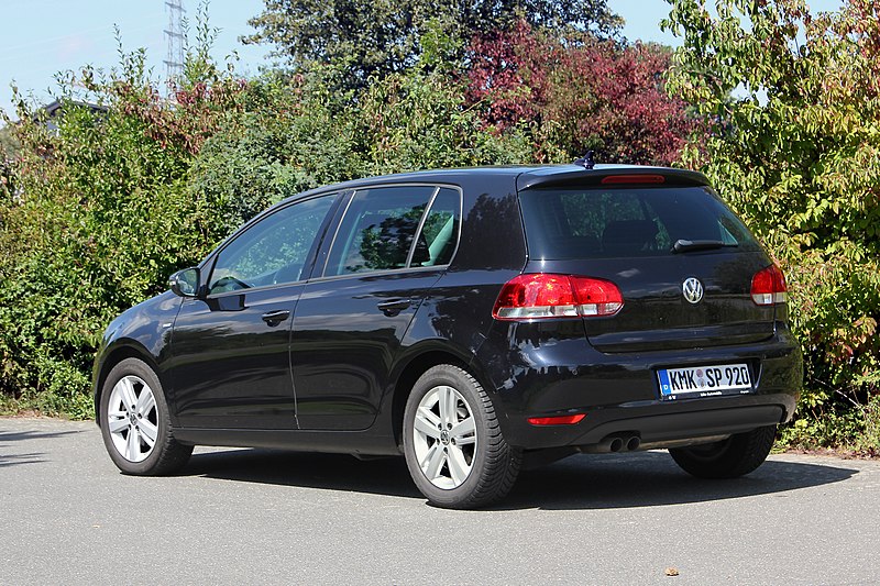 File:VW Golf TDI 2,0 l Match (2015-08-05 1c).JPG