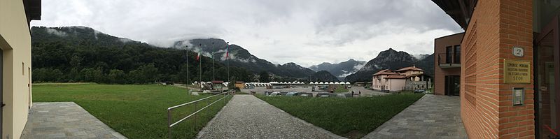 File:Valsassina luglio 2014 26.JPG