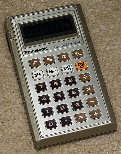 File:Vintage Panasonic Electronic Pocket Calculator, Model JE-8220U, Made In Japan (14180314485).jpg