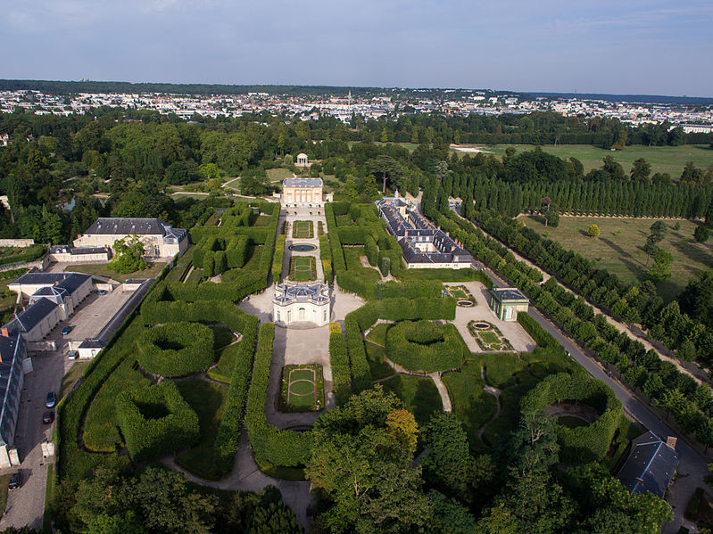 File:Vue aérienne du domaine de Versailles par ToucanWings - Creative Commons By Sa 3.0 - 106.jpg