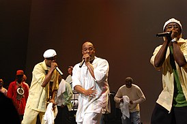 Whodini выступает на фестивале Fresh Fest в 2009 году