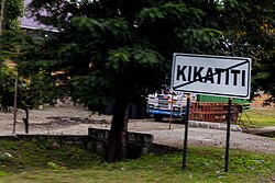 Bushaltestelle in Kikatiti