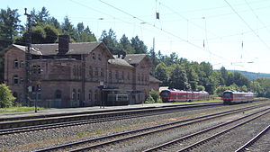 Bahnhof Jossa: Lage, Geschichte, Betrieb