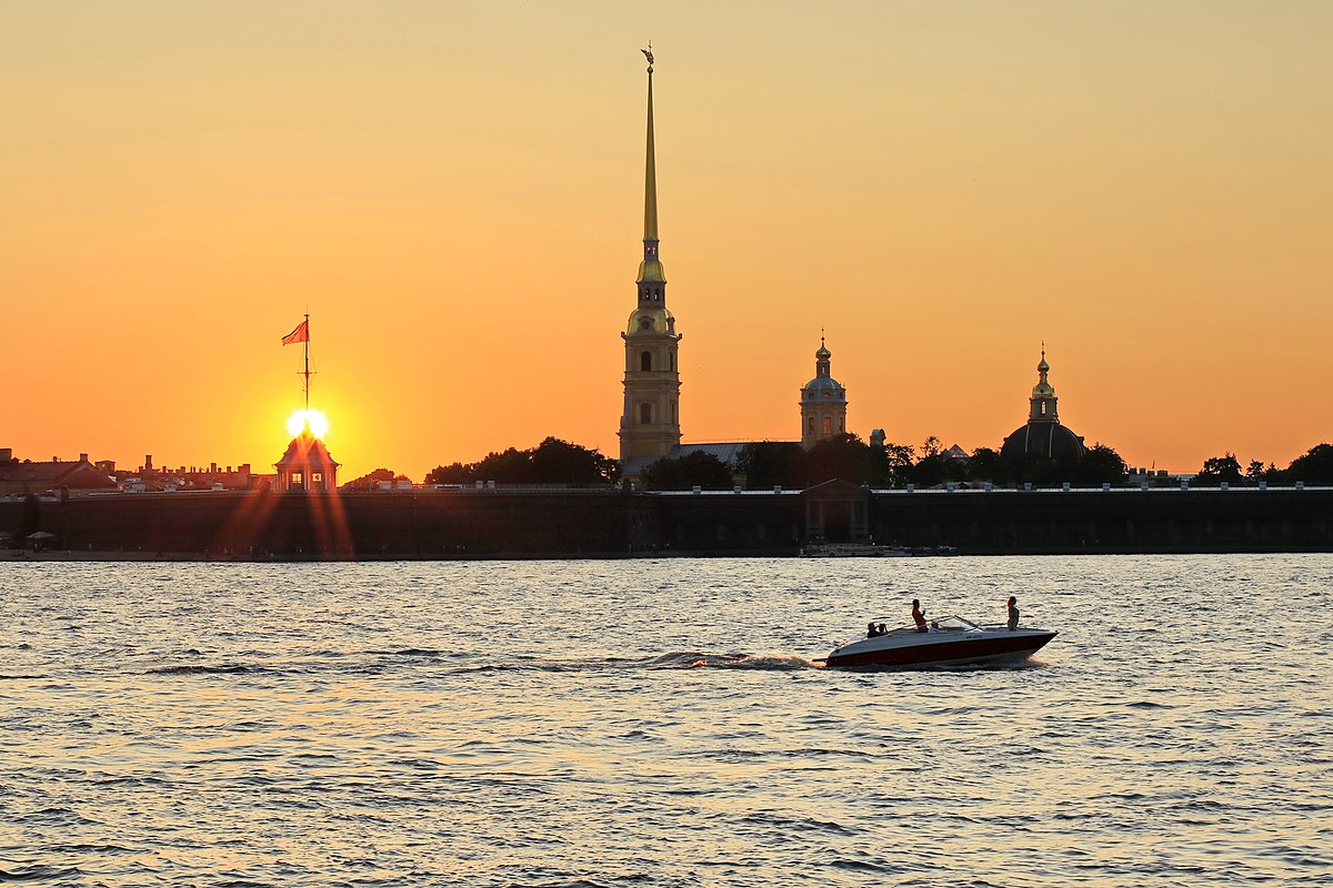 петропавловская крепость на закате