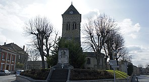 Église et monument Fresne 519.JPG