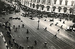 19170704 Riot on Nevsky prosp Petrograd.jpg