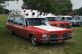 1972 Oldsmobile 98 ambulance (Cotner-Bevington body)