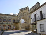 Puerta de Jaén ja Arco de Villalar