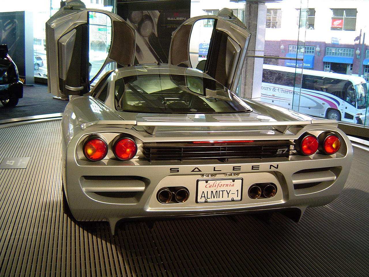 Image of 2004SaleenS7