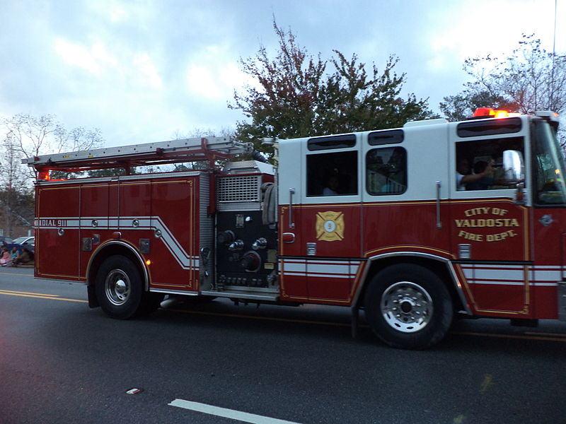 File:2013 Greater Valdosta Community Christmas Parade 023.JPG