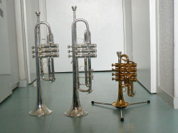 Modern C, B, piccolo trombiták