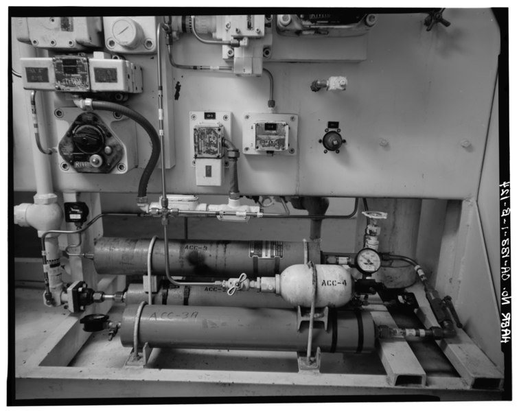 File:ACCUMULATORS AT LOWER RIGHT SIDE OF HYDRAULIC CONTROL PANEL IN UMBILICAL MAST PUMP ROOM (209), LSB (BLDG. 751) - Vandenberg Air Force Base, Space Launch Complex 3, Launch Pad 3 HAER CAL,42-LOMP,1B-124.tif