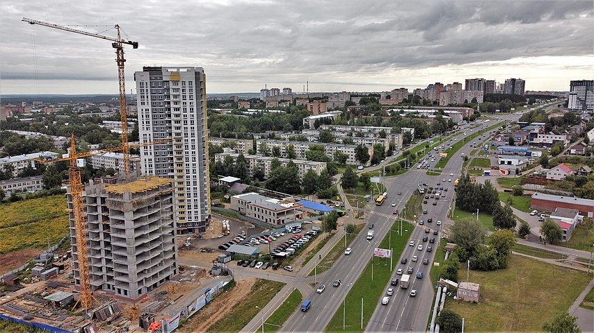 Городу 10 лет. Ул 10 лет октября Ижевск. Улица 10 лет октября (Ижевск). Октябрь, Ижевск, улица 10 лет октября. 10 Лет октября 67 Ижевск.