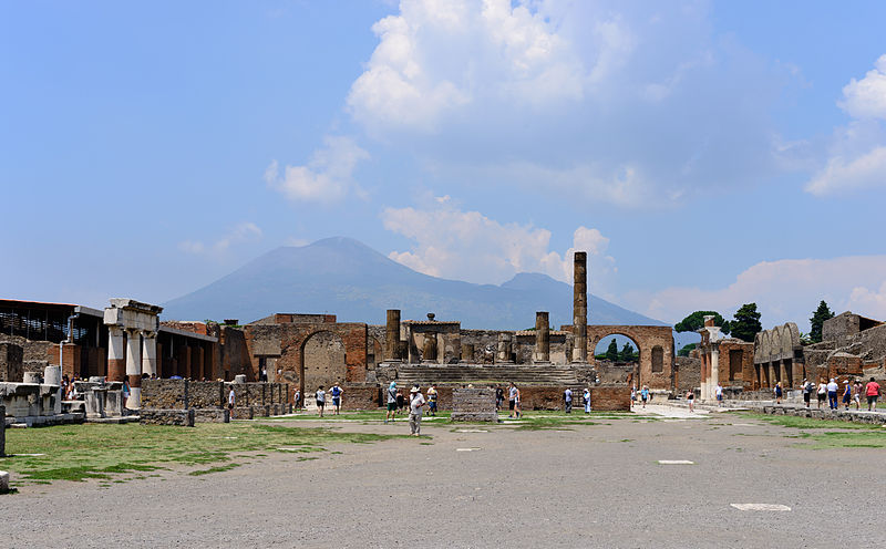 File:Ancient Roman Pompeii - Pompeji - Campania - Italy - July 10th 2013 - 30.jpg