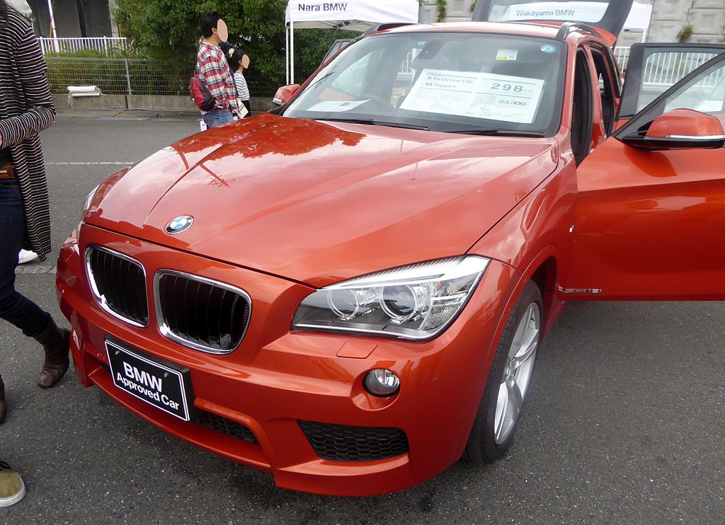 File:BMW X1 sDrive18i M Sport (E84) front.JPG - Wikimedia Commons