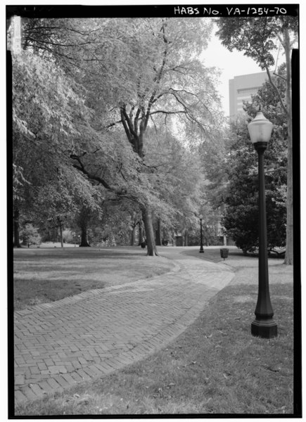 File:BRICK PATH WITH BENCHES, LOOKING NORTHWEST TOWARDS STATUE OF GEORGE WASHINGTON - Virginia State Capitol, Bank and 10th Streets, Capitol Square, Richmond, Independent City, VA HABS VA,44-RICH,9-70.tif