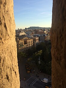 Barcelona (22789360038).jpg