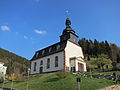 Kirche mit Ausstattung, Kirchhof und Einfriedung, Glockenhaus mit Ausstattung