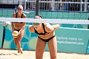 Deutsch: Beachvolleyball bei den Olympischen Jugendspielen 2018; Tag 11, 17. Oktober 2018; Jungen, Spiel um Platz 3 – USA (Devon Newberry/Lindsey Sparks)-Norwegen (Emilie Olimstad/Frida Berntsen) 1:2 (21–1/13–21/9–15) English: Beach volleyball at the 2018 Summer Youth Olympics at 17 October 2018 – Bronze Medal Match – USA (Devon Newberry/Lindsey Sparks)-Norway (Emilie Olimstad/Frida Berntsen) 1:2 (21–1/13–21/9–15)