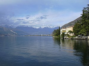 Výhled na jezero