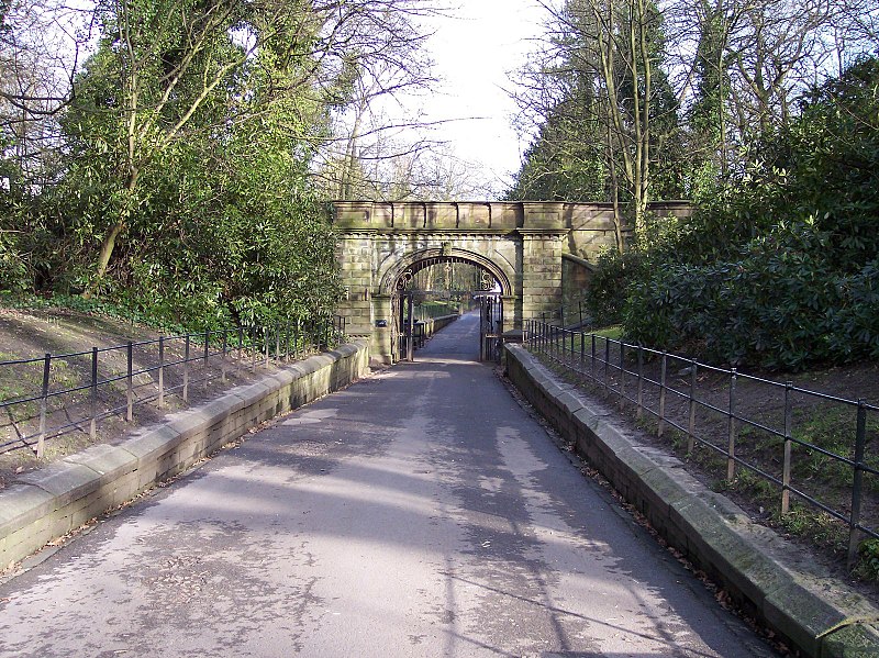 File:Bridge, Croxteth Park.jpg