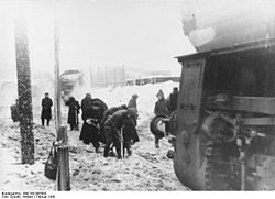 יהודים מגטו מינסק בעבודת כפייה, פברואר 1942
