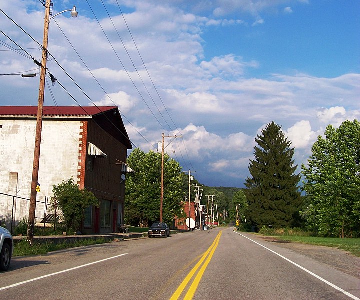 File:Camden-on-Gauley, West Virginia - panoramio.jpg