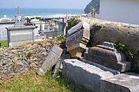 Cantabria Santoña cementerio civil enterramientos abandonados lou.JPG