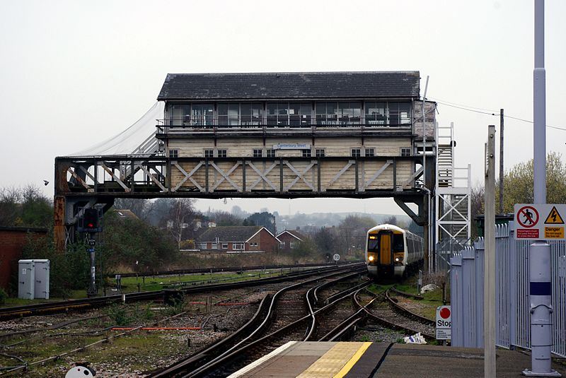 File:Canterbury West Station Signal Box, Edit 1.jpg