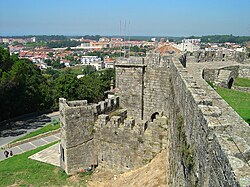 Изглед към града от замъкът Санта Мария да Фейра през 2005 г.